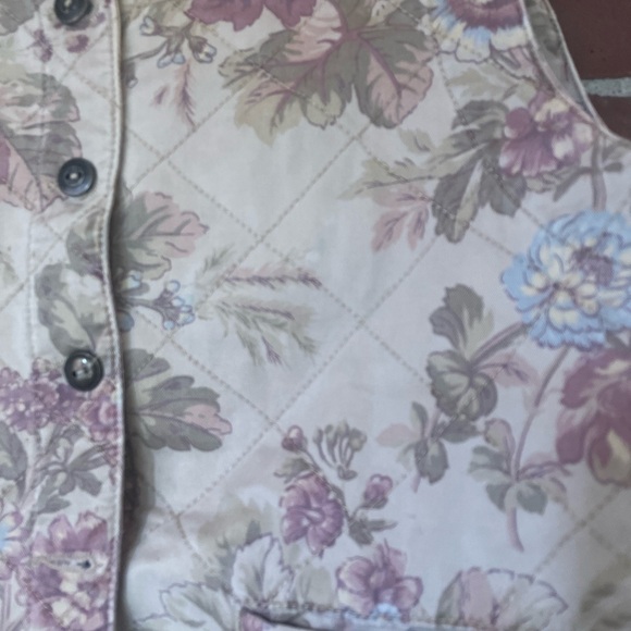 90s floral quilted floral vest - Picture 2 of 10